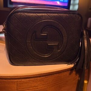 Gucci Blonde Small Shoulder Black Leather Crossbody Bag